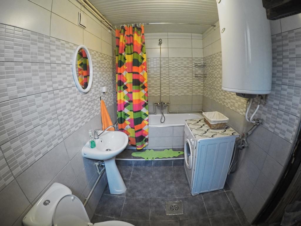 Shanti Hostel *