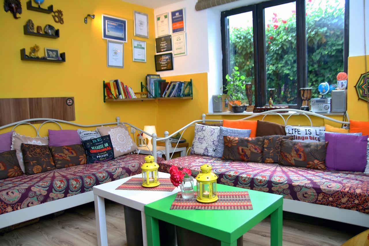 Shanti Hostel